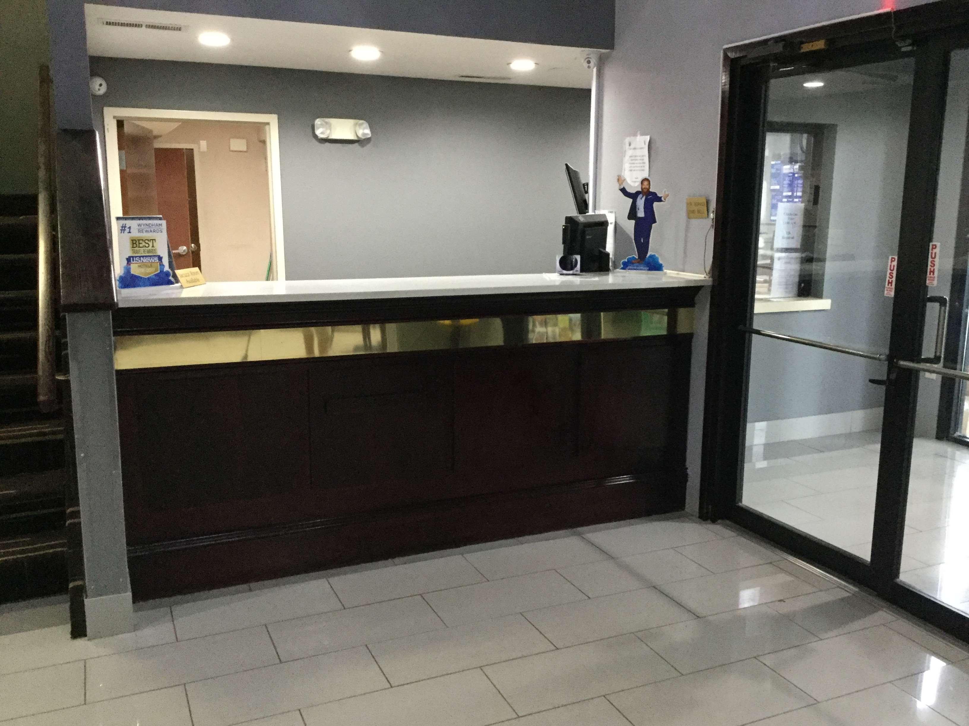 Super 8 By Wyndham Greer/Spartanburg Area Экстерьер фото