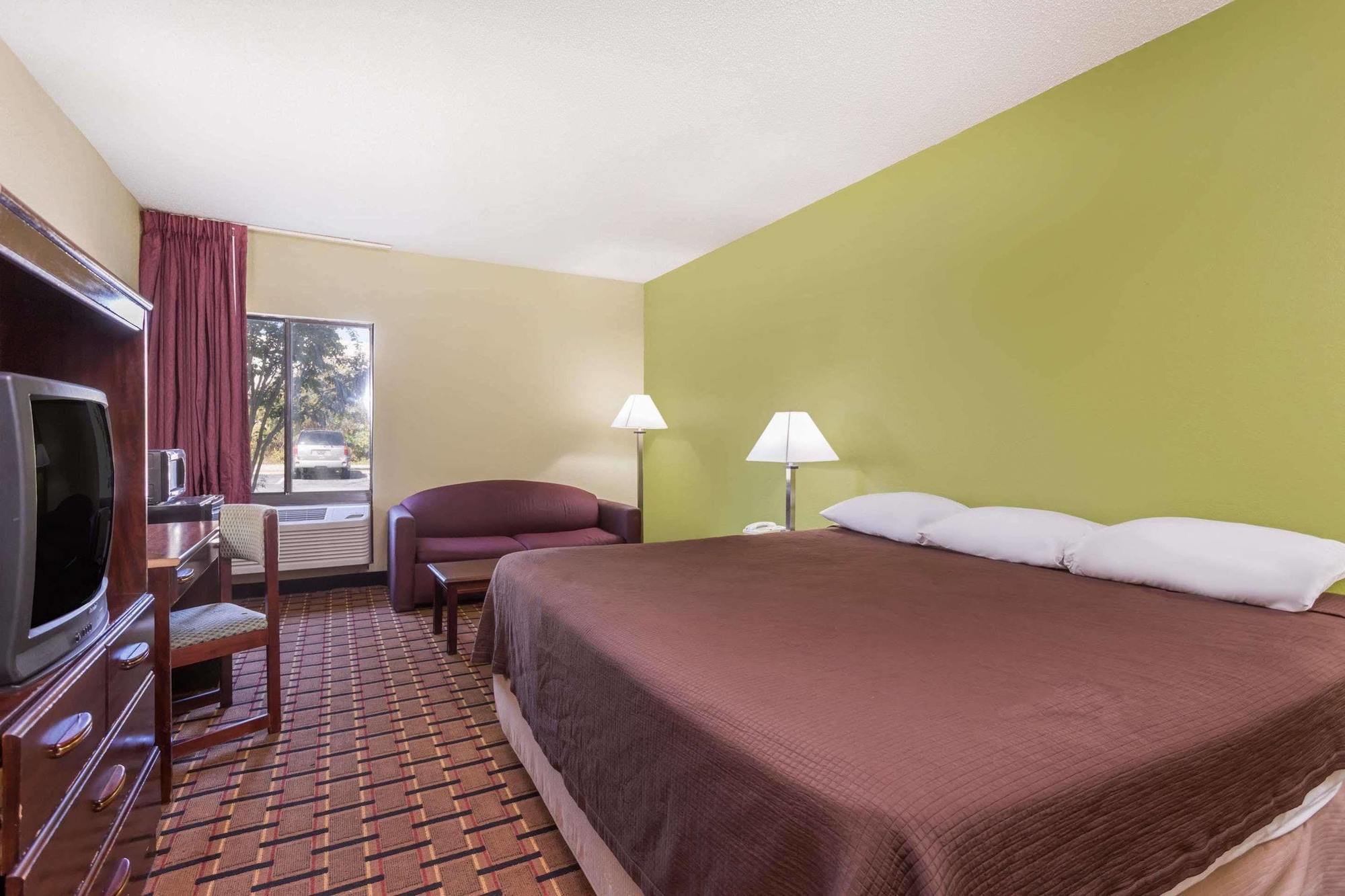 Super 8 By Wyndham Greer/Spartanburg Area Экстерьер фото